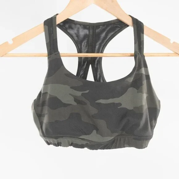 ATHLETA A-C Ultimate Bra In Supersonic, Olive  Camo | Small - Picture 2 of 5